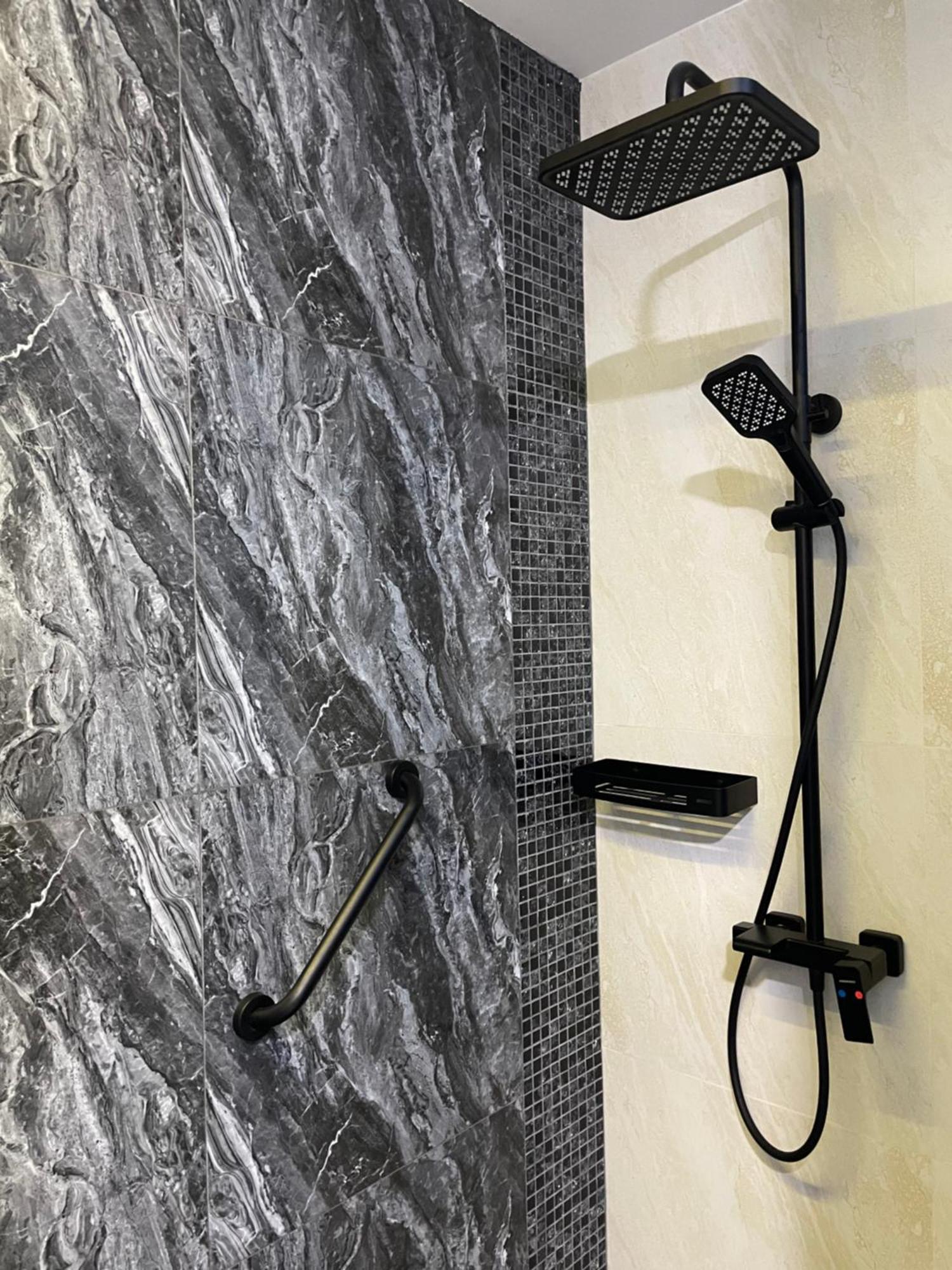 Asson Hotel טרמיז מראה חיצוני תמונה
